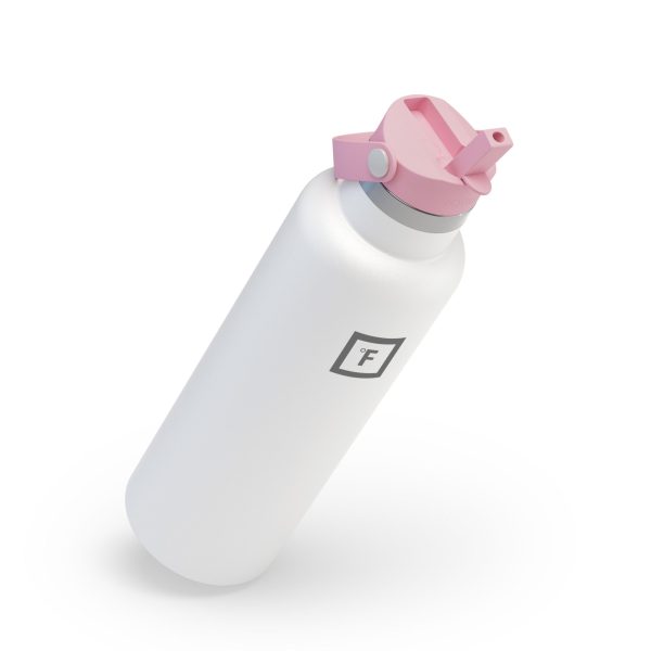 StrawLidsetNMLidonabottleRose.jpg StrawLidsetNMLidonabottleRose.jpg